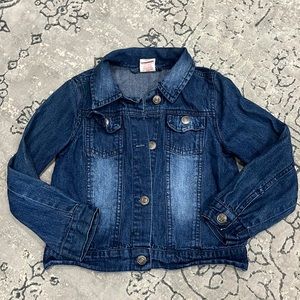 Girls 5T jean jacket - perfect condition